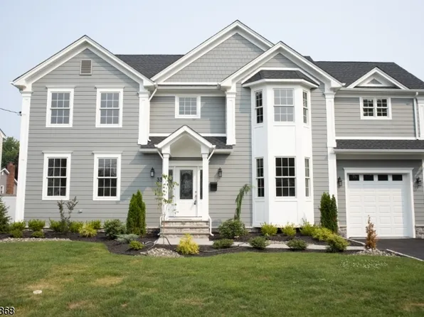 35 Yorktown Dr, Clark Twp., NJ 07066