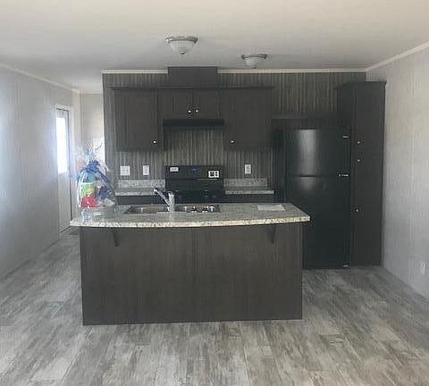 Frontal Kitchen View