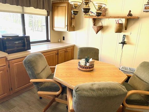 4th image of 3656 E Cedar Lake Dr