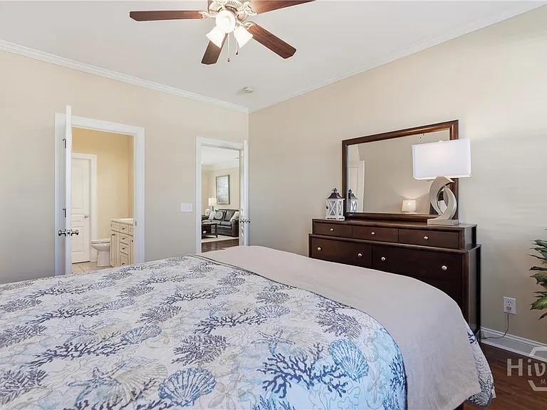 313 Lake View Dr — Photo 16