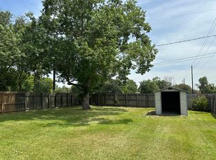 119 S Brownell St, La Porte, TX 77571