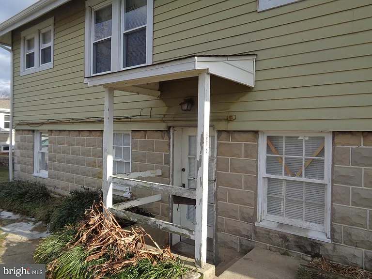 2800 Linwood Ave #D — Photo 15