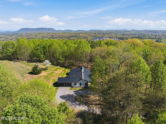 45th image of 8212 Barker Rd