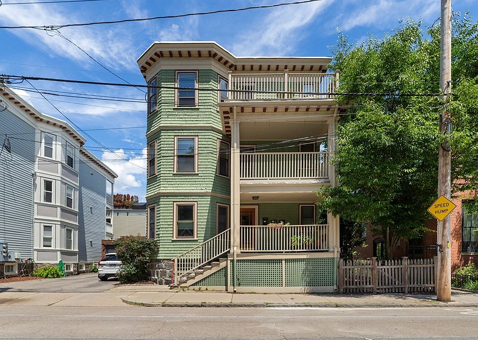 1st image of 62 Seaverns Ave #2