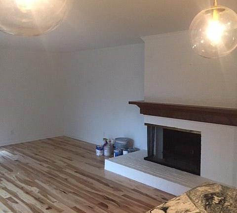 5th image of 4214 Chaucer Ln