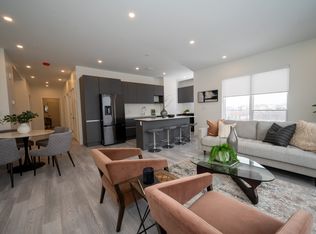 307 Prince Albert Rd #1003, Halifax, NS B2Y 1N3