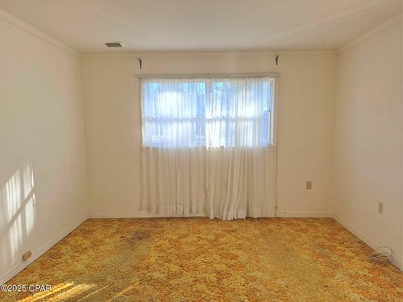 5th image of 853 1st St