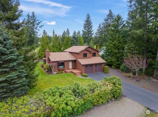 391 E Old Ranch Rd, Allyn, WA 98524
