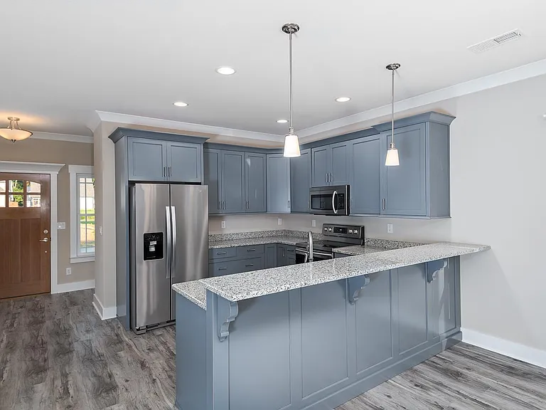 5026 Waterstone Dr — Photo 4
