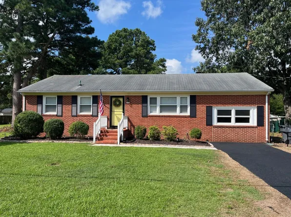 1112 Wilson Rd, Smithfield, VA 23430