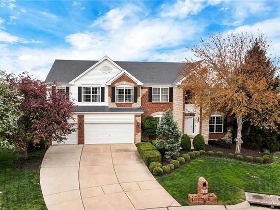 505 Garrick Pl, Dardenne Prairie, MO 63368