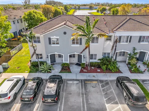 3064 SE 17th Ave, Homestead, FL 33035