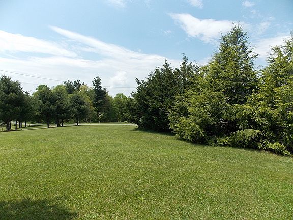 5th image of 1747 Chantilly Dr