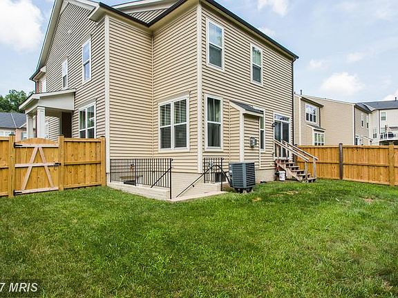 5th image of 9347 Angel Falls St