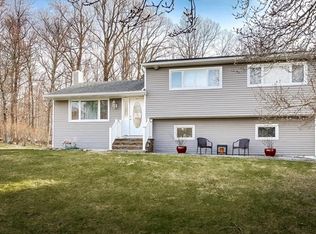 24 Butternut Dr, New City, NY 10956