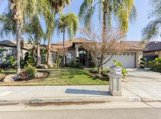 7048 N Warren Ave, Fresno, CA
