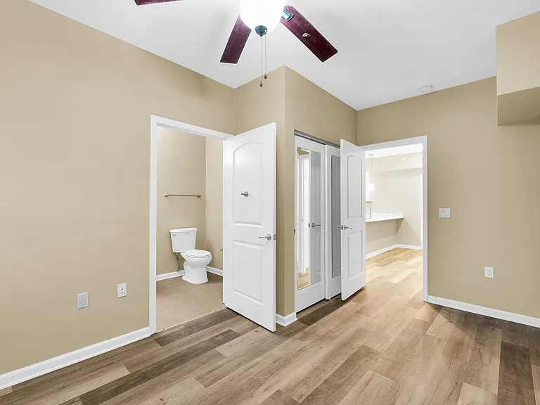 Copper View Apartments — Photo 32
