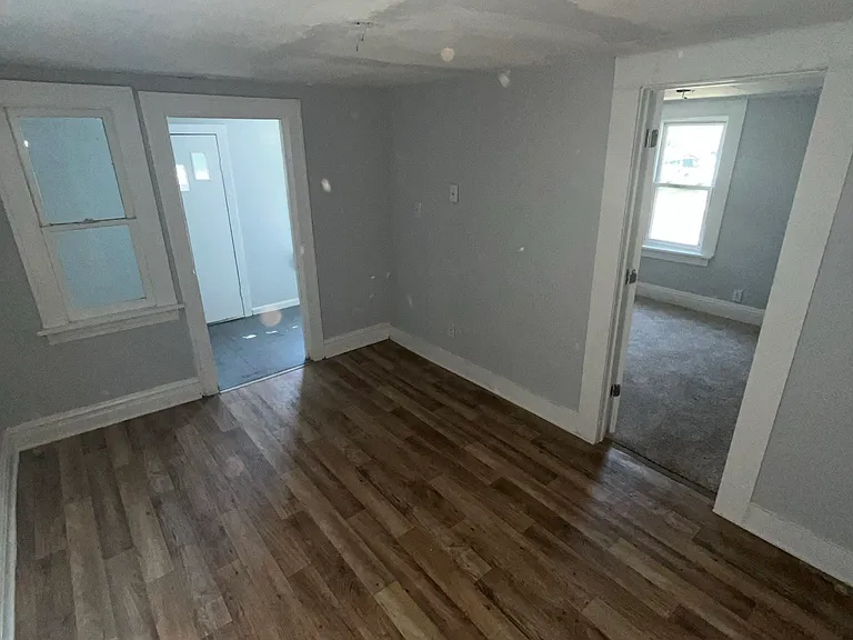 1365 Rutledge St — Photo 7