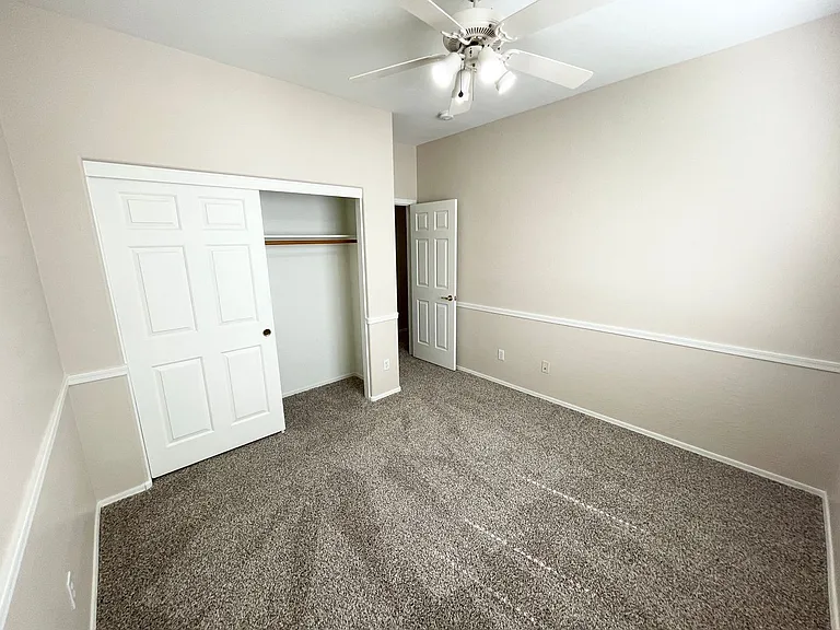 3720 W Rushmore Dr — Photo 30