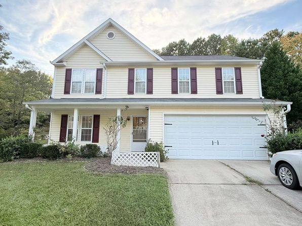 301 Saranac Ridge Dr, Holly Springs, NC 27540