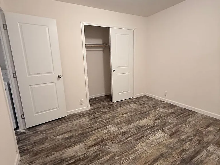 3498 A St #13 — Photo 12