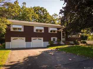 45 Schaller Rd, Manchester, CT 06042