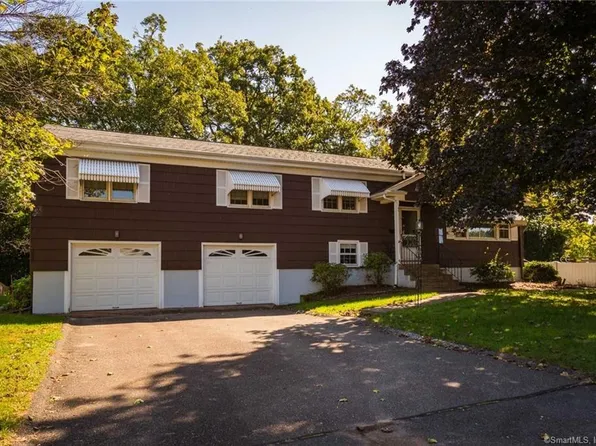 45 Schaller Road, Manchester, CT 06042