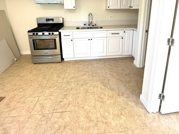 (undisclosed Address)