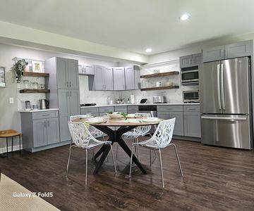 7019 Lucknow St, Gainesville, VA, 20155