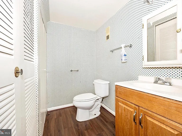 9913 Forest View Pl — Photo 18