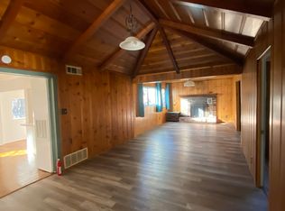 1376 Oriole Rd, Wrightwood, CA 92397