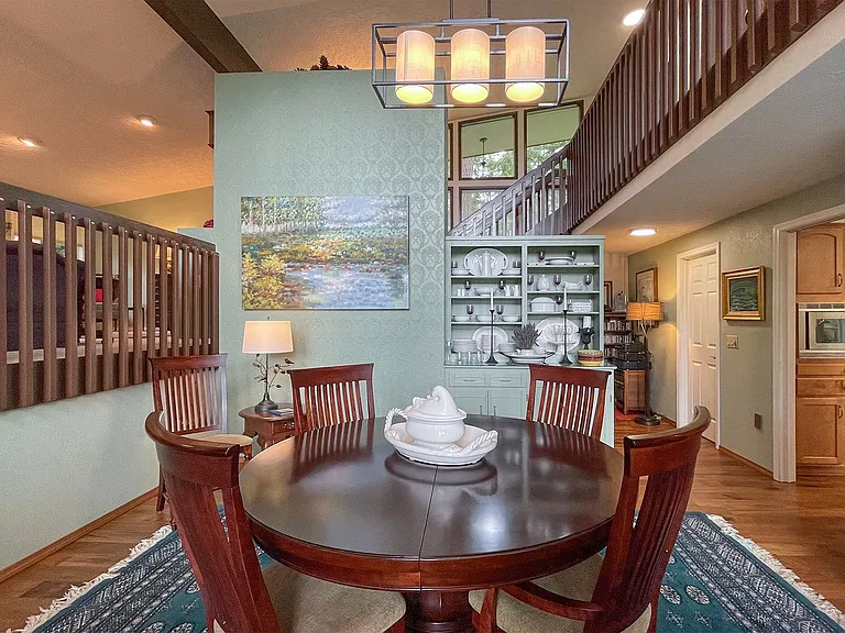590 Ridge View Dr — Photo 13