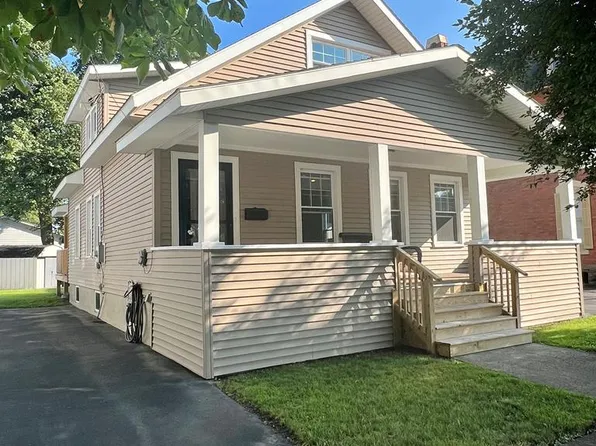 111 7th St, Watkins Glen, NY 14891
