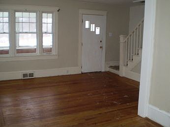 2nd image of 503 Leroy St