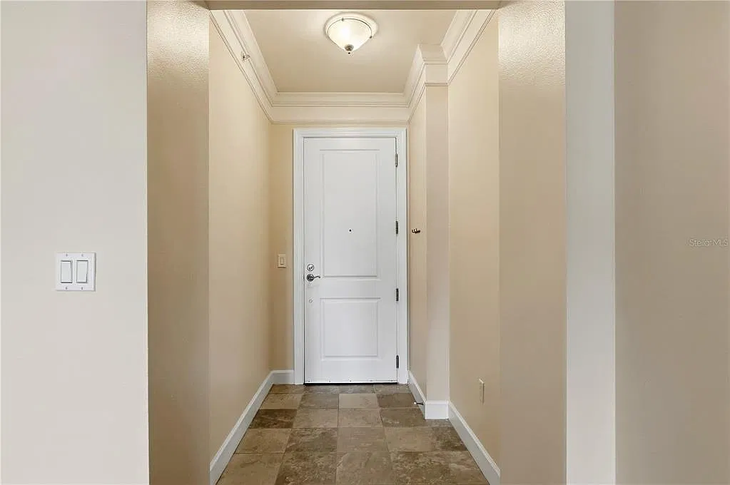 2 bed, 2.0 bath, 1359 sqft, $2,900 — Photo 4
