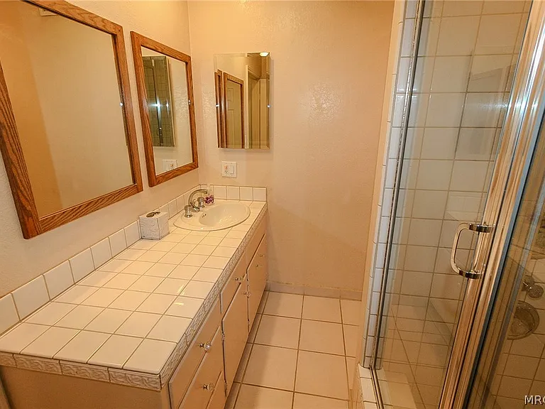 664 Barret Way — Photo 24