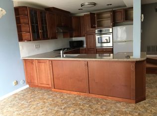 3251 Harbor Blvd, Oxnard, CA 93035