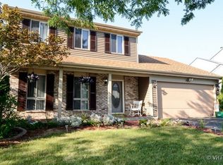247 Hackberry Dr, Streamwood, IL