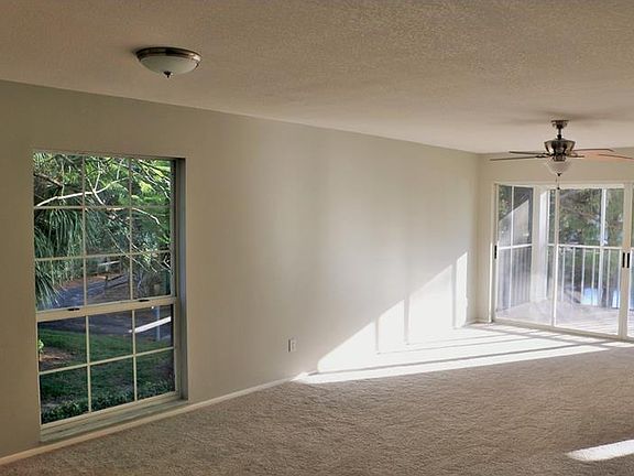 4th image of 5294 Wedgewood Ln