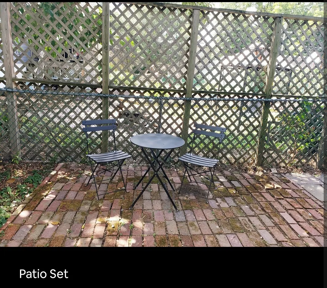 2 bed, 850 sqft, $1,545 — Photo 3