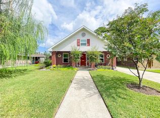 9505 Kuepferle Ct, River Ridge, LA 70123
