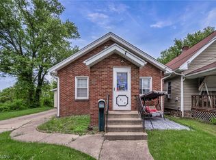 1915 4th St NE, Canton, OH 44704