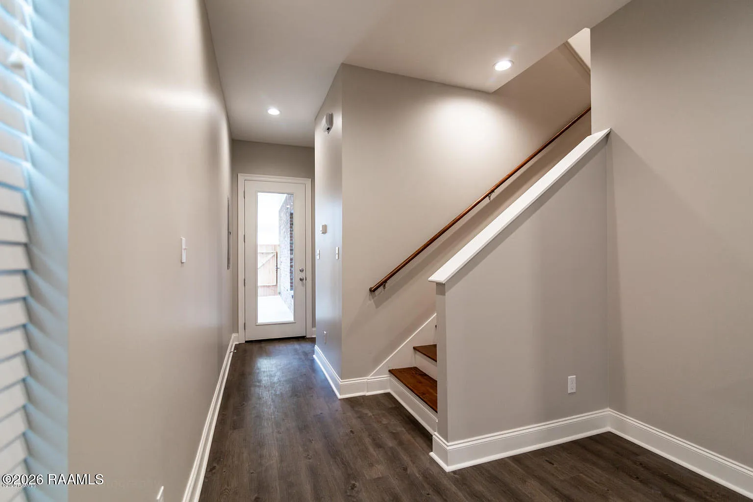 3 bed, 2.5 bath, 1648 sqft, $1,750 — Photo 4