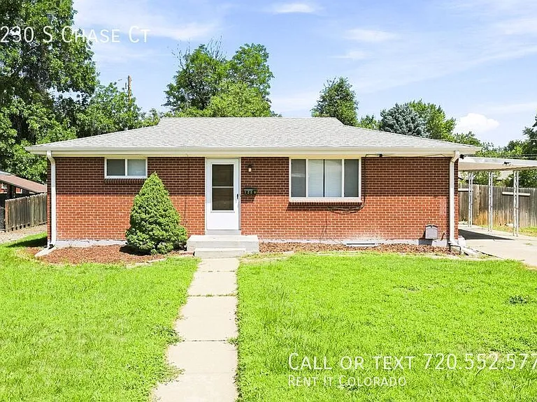 1230 S Chase Ct — Photo 1