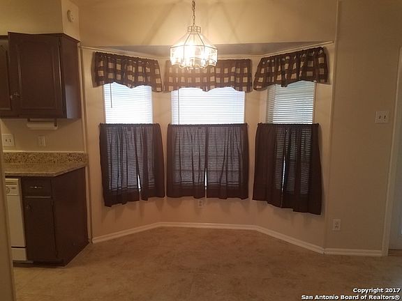 4th image of 4411 Desert View Dr