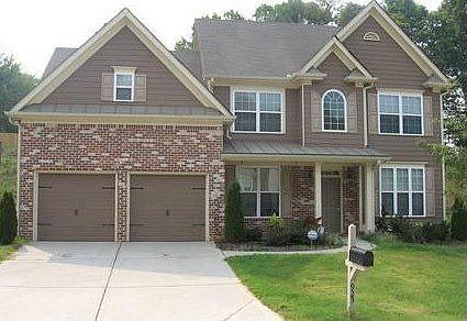 1st image of 925 Ashton Park Dr SW