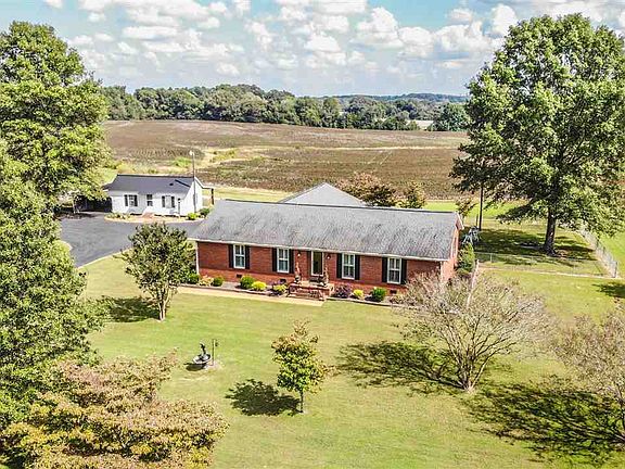 5th image of 344 Thomas Ln