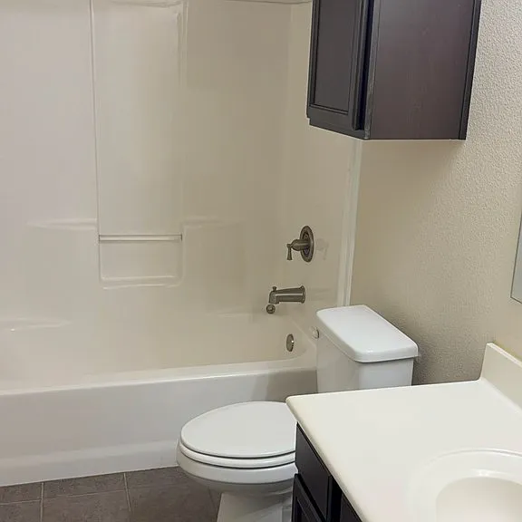 660 Duke Ave — Photo 12