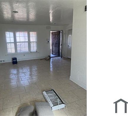 3rd image of 1512 NE 47th St