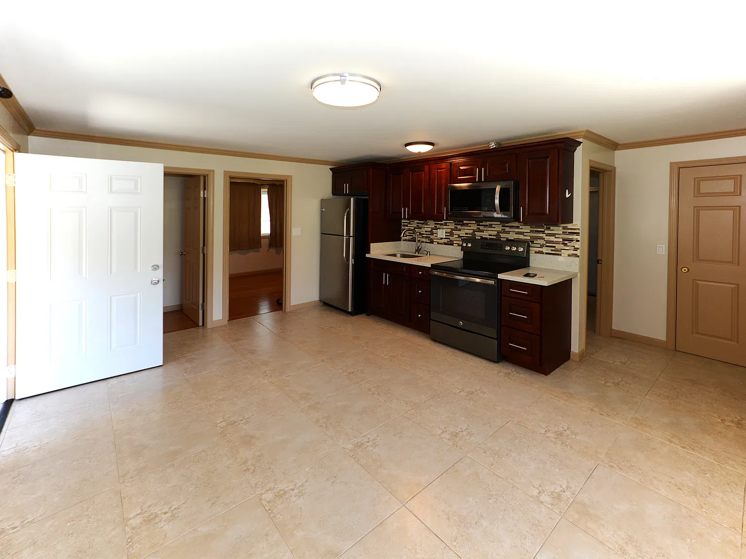 2011 Aupuni - Back 2 — Photo 1